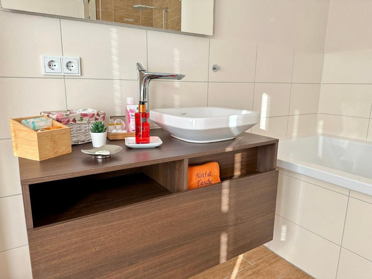 Apartement Am Schloss Pillnitz Dresden Bagian luar foto